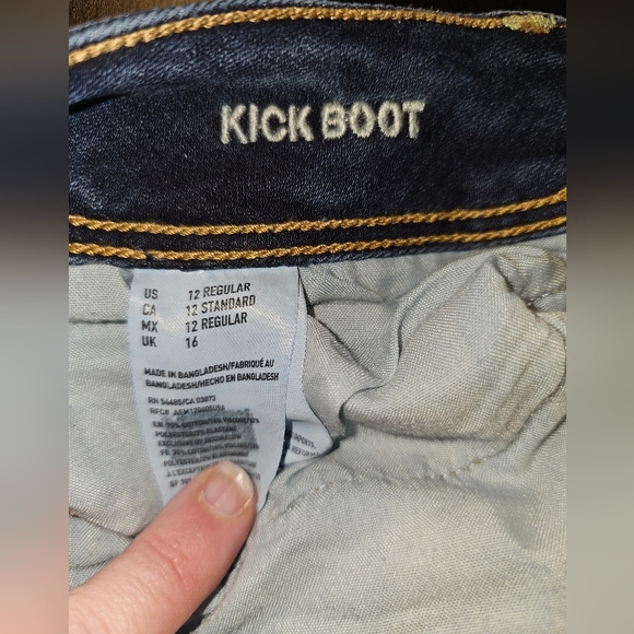 American Eagle Outfitters Dark Blue Flare Jeans - Picture 7 of 7